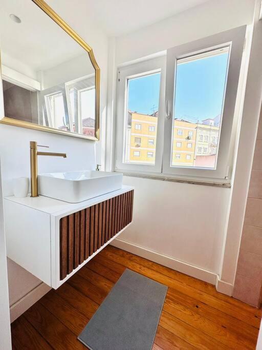 Lisbon City Center Flat For 6 Pp Exterior foto
